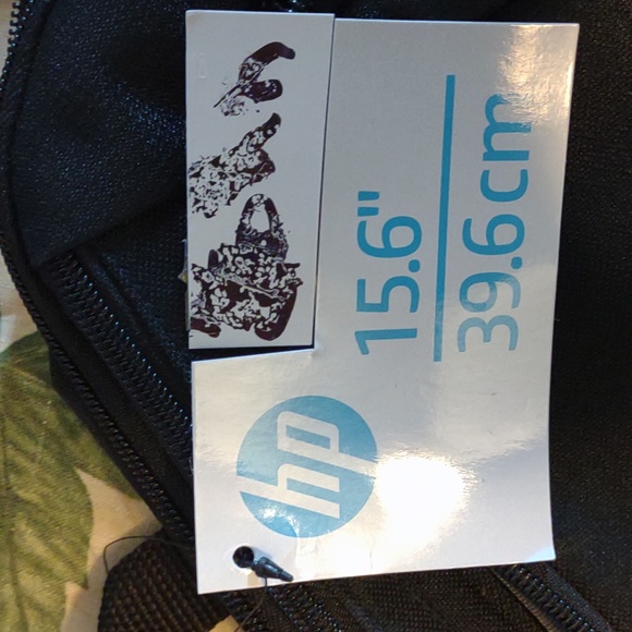 😺HP Essentials Laptop Carry Case Backpack in Black - Picture 8 of 16